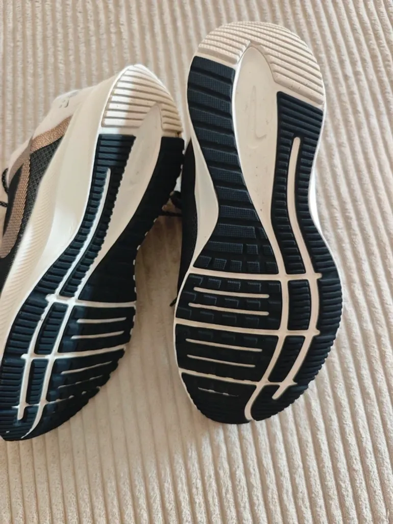 Nike Quest 6 bike de segunda mano — imagen 3 de 6