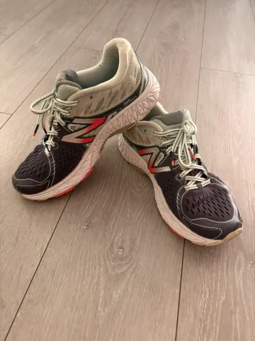 New Balance Sportschuhe bike de segunda mano — imagen 1 de 3