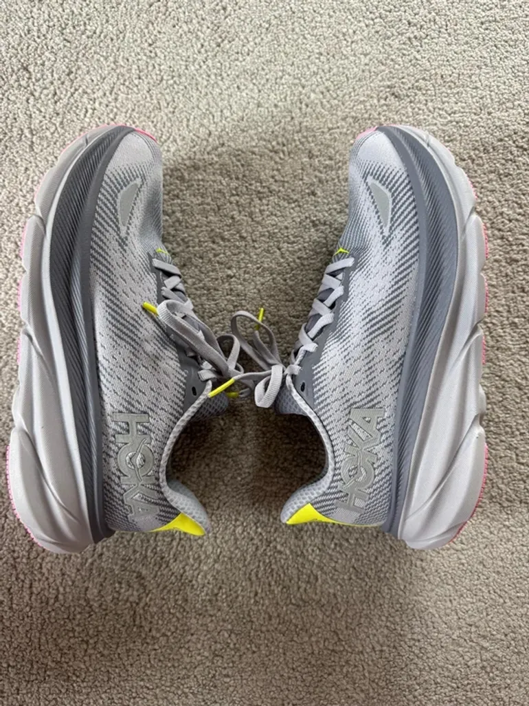 Tweedehands Hoka Clifton 9 GTX bike — afbeelding 6 van 6