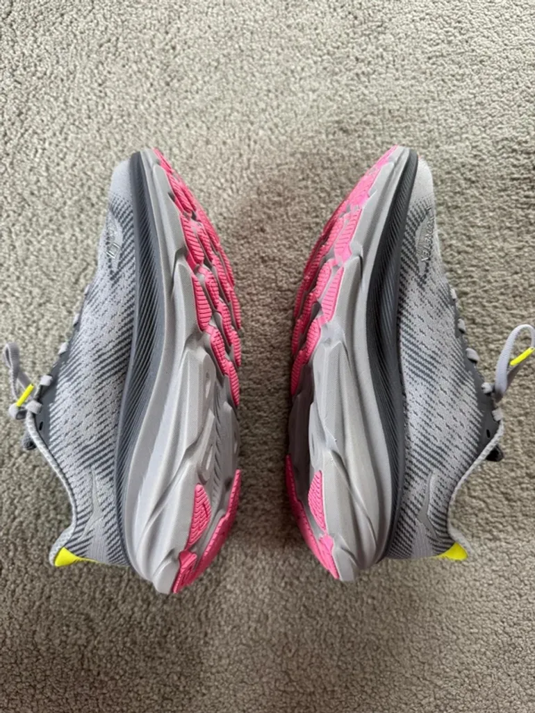 Tweedehands Hoka Clifton 9 GTX bike — afbeelding 5 van 6