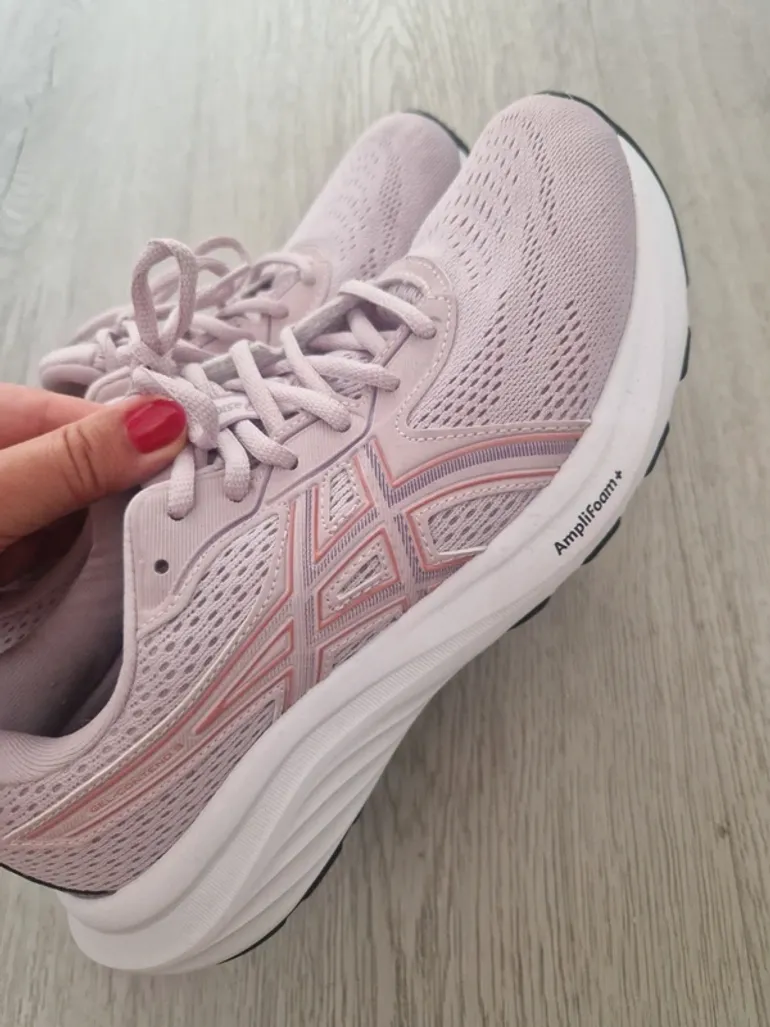 Used Asics Lauf-Sportschuhe bike — image 3 of 5