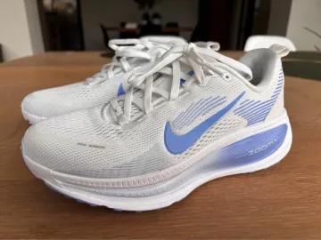 Tweedehands Nike Vomero 18 Running Shoes