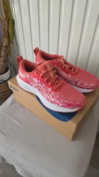 Used Asics Running Shoes Women bike — image 2 of 15