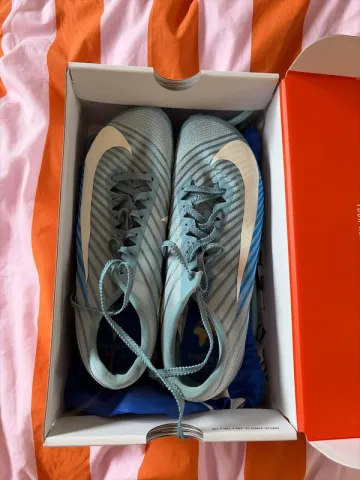 Używany Nike Air Zoom Maxfly 2 Running Shoes
