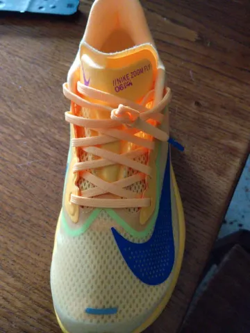 Nike Zoom Fly 6 bike usato — immagine 3 di 3
