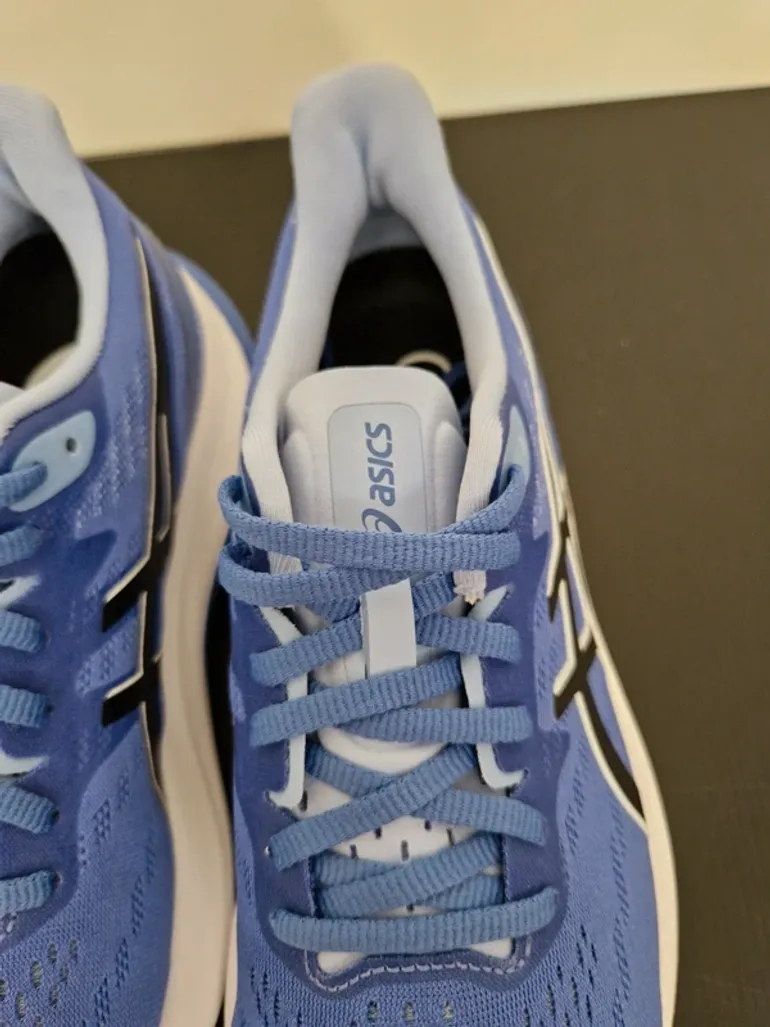 Used Asics Gel GT2000 12 bike — image 4 of 9