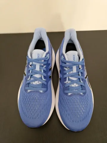 Used Asics Gel GT2000 12 bike — image 3 of 9