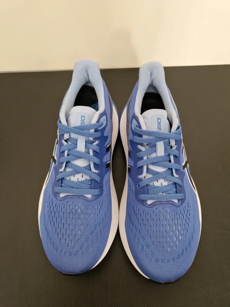 Used Asics Gel GT2000 12 bike — image 3 of 9