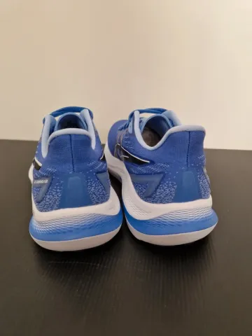 Used Asics Gel GT2000 12 bike — image 6 of 9