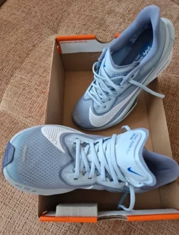 Käytetty Nike Zoom Fly 6 bike — kuva 4 / 5