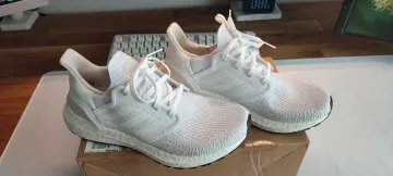 Tweedehands Adidas UltraBoost 20 Running Shoes