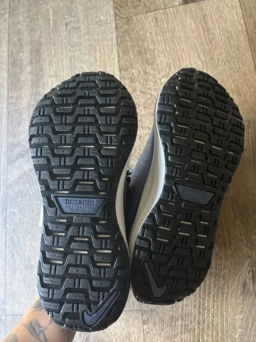 Used Story Infinity RN4 Gore-Tex React X bike — image 4 of 4