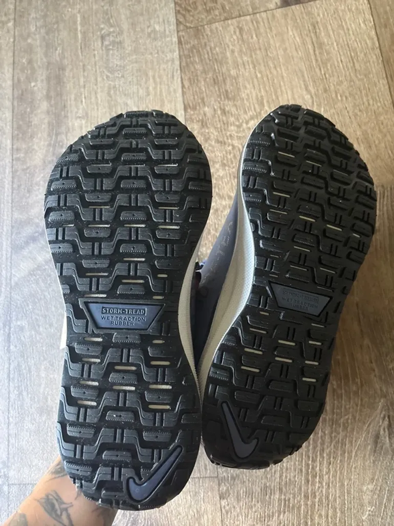 Used Story Infinity RN4 Gore-Tex React X bike — image 4 of 4