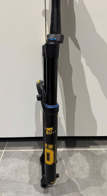 Öhlins RXF 36 2023 bike usato — immagine 3 di 3