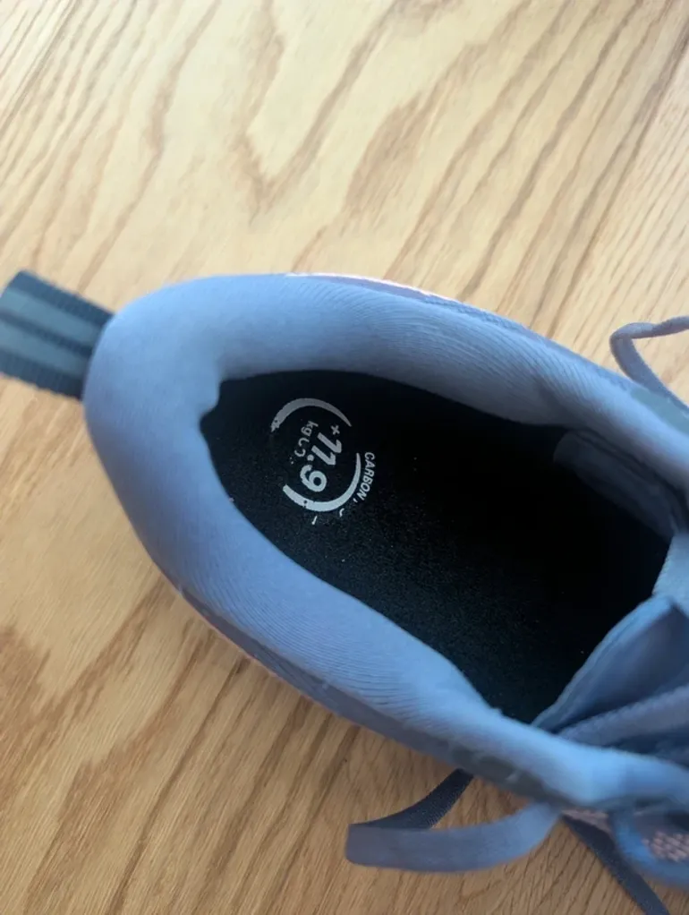 Used Asics Novablast 5 bike — image 2 of 4