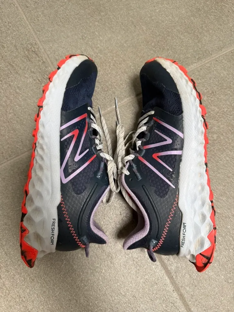 Used New Balance Trailrunning Schuhe bike — image 6 of 9