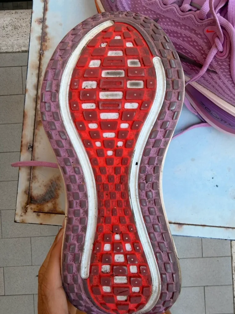 Used Nike Vomero Plus bike — image 5 of 5