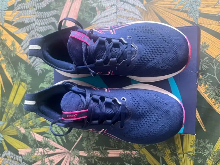 Używany Asics Gel Nimbus 26 bike — zdjęcie 2 z 6