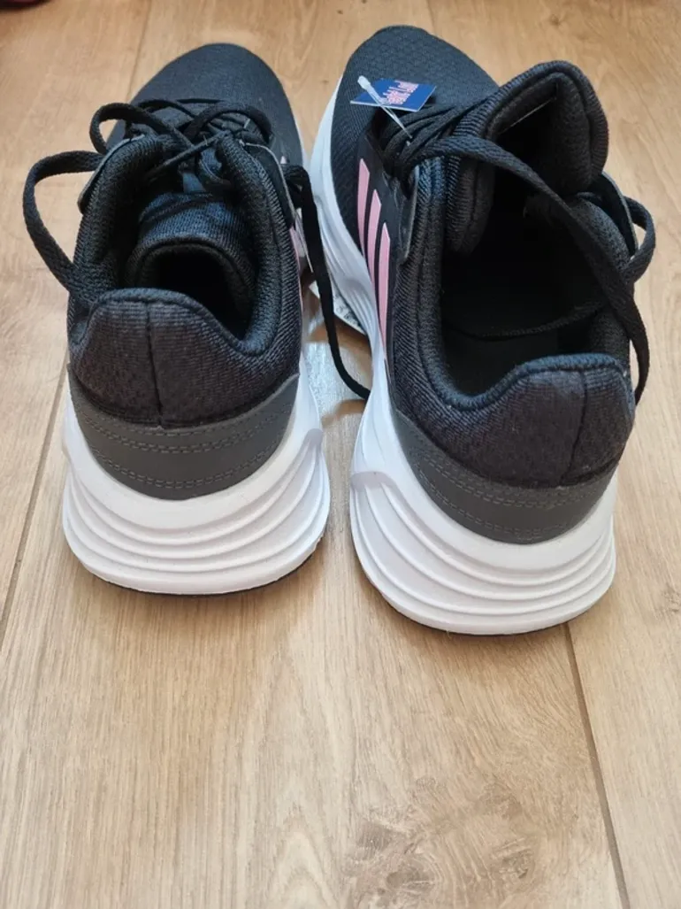 Used Adidas Galaxy 6 bike — image 4 of 4