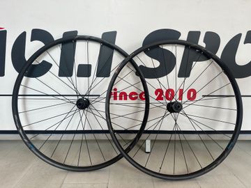 Used Shimano RS 2024 Wheels