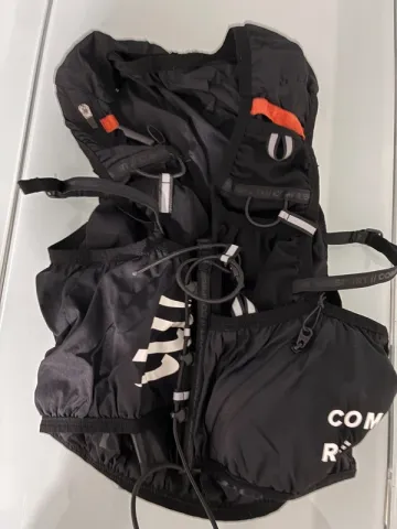 Used Compressport Ultrun S PackEvo10 bike — image 1 of 3