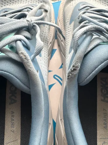 Used Hoka Schuhe Gr 42 Unisex bike — image 5 of 10