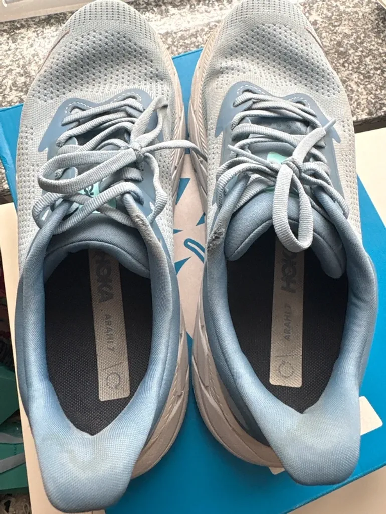Used Hoka Schuhe Gr 42 Unisex bike — image 4 of 10