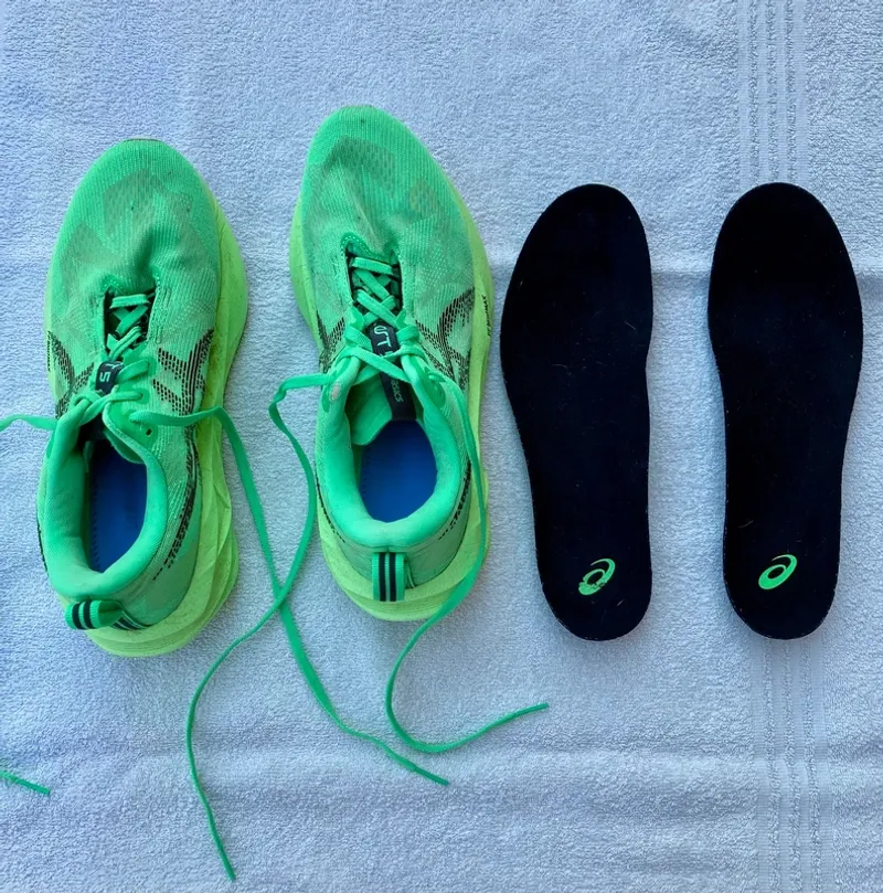 Gebrauchtes Asics Novablast 5 Running Shoes