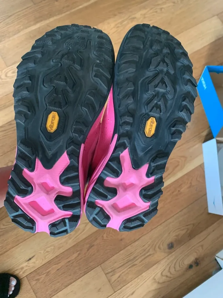 Used Hoka MAFATE 5 bike — image 3 of 6