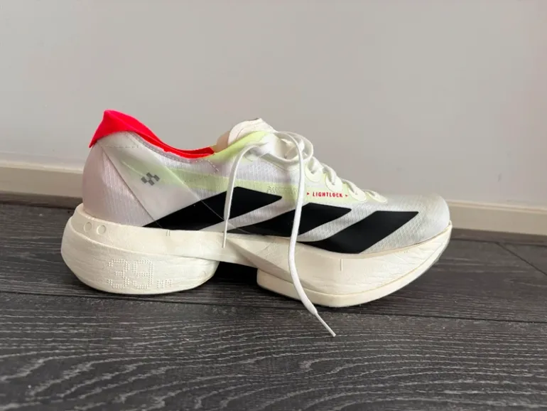 Used Lightweight Adizero Adios Pro 4 bike — image 8 of 9