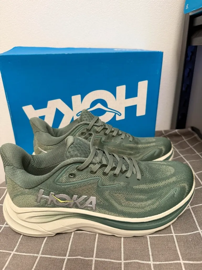 Used Hoka Clifton 10 bike — image 4 of 5