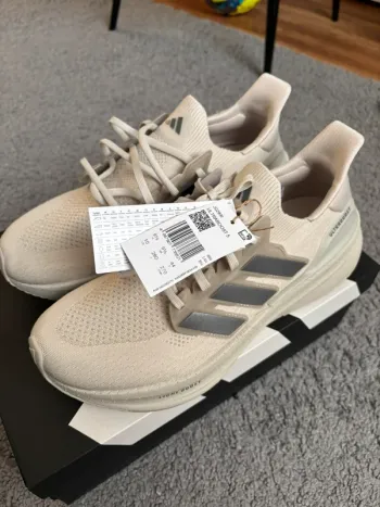 Adidas Ultraboost 5 bike d'occasion — image 5 sur 7