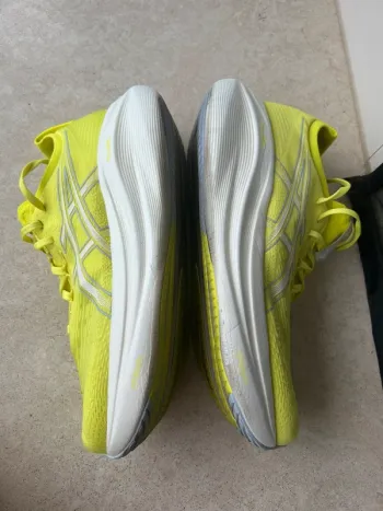 Used Asics Nimbus 27 Gel bike — image 4 of 8