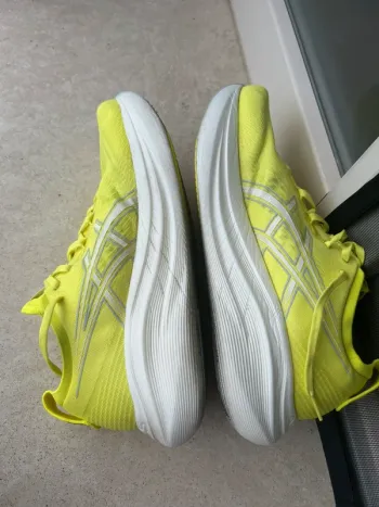 Used Asics Nimbus 27 Gel bike — image 5 of 8