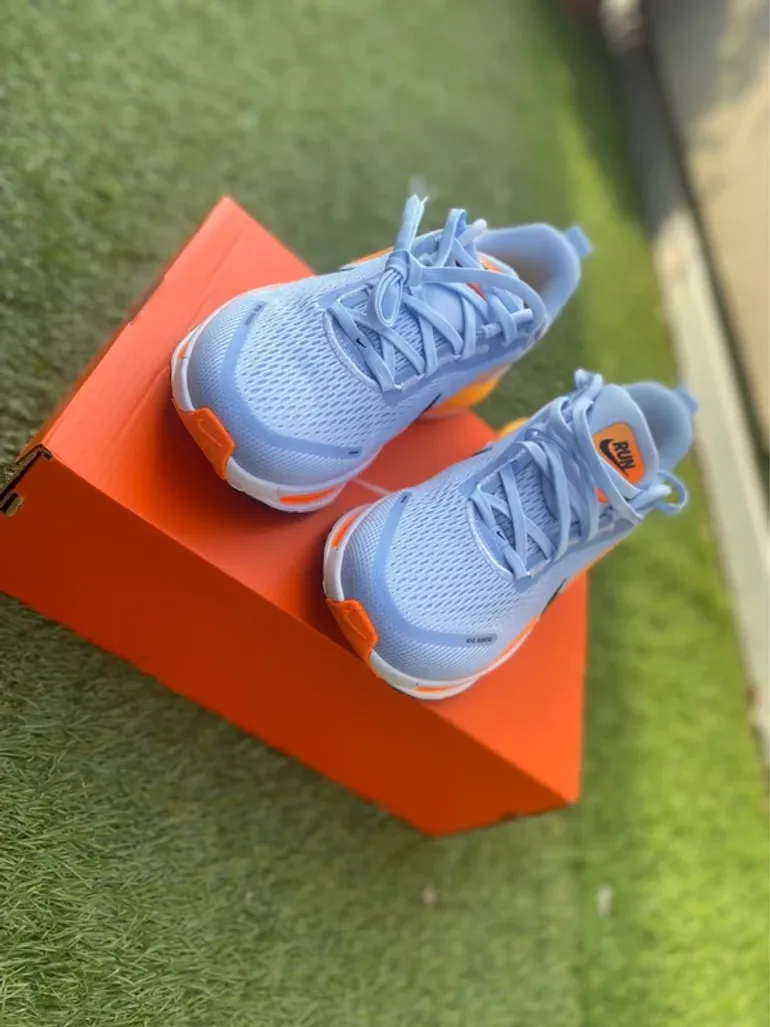 Tweedehands Nike Vomero 18 bike — afbeelding 4 van 9