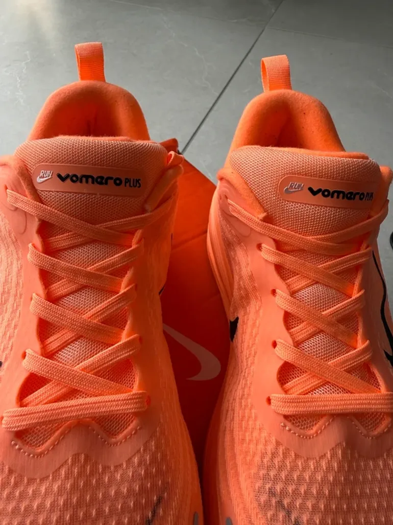 Tweedehands Nike Zoom X Vomero Plus bike — afbeelding 6 van 10