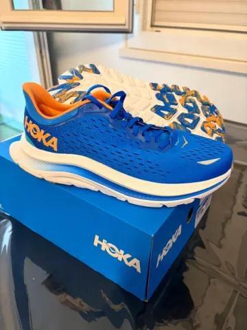 Käytetty Adidas Kawara Running Shoes