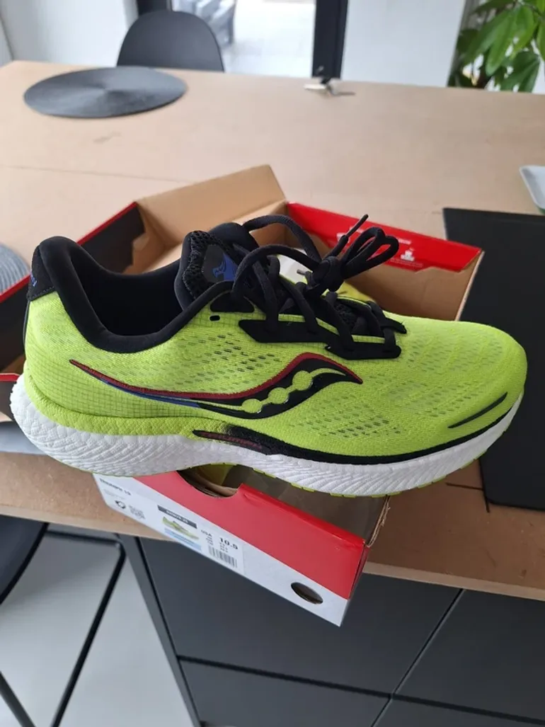 Gebrauchtes Saucony Triumph 19 bike — Bild 5 von 6