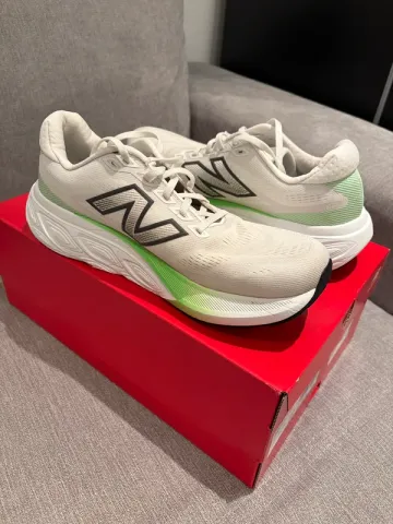New Balance Fresh Foam X 880V15 bike d'occasion — image 7 sur 7