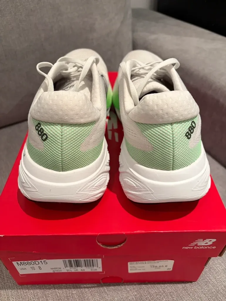New Balance Fresh Foam X 880V15 bike d'occasion — image 5 sur 7