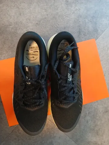 Nike Herren Schuhe bike d'occasion — image 4 sur 4