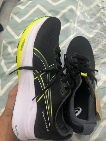Used Asics Kayano 32 bike — image 4 of 5