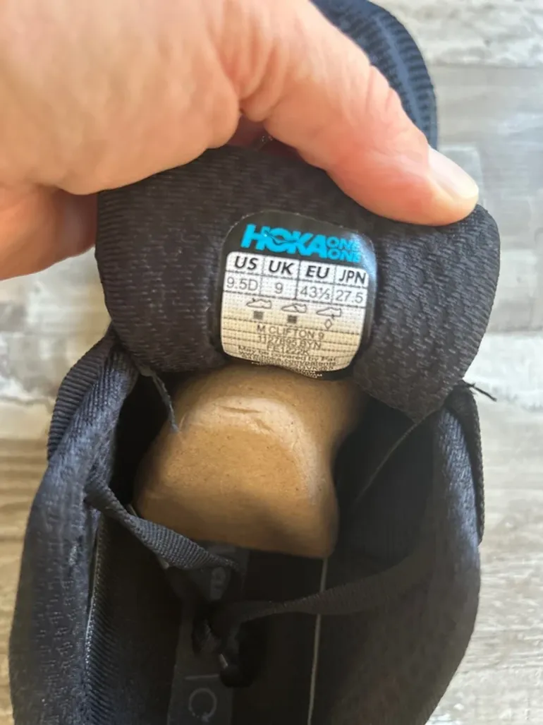 Used Hoka Clifton 9 bike — image 6 of 11