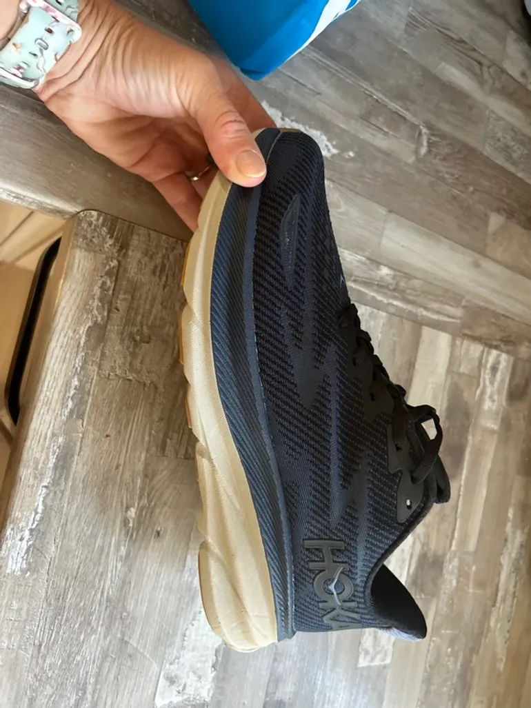Used Hoka Clifton 9 bike — image 2 of 11