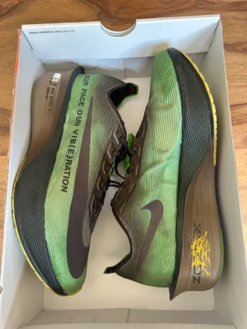 Pegasus ZoomX Vaporfly Next 3% PRM bike d'occasion — image 3 sur 11