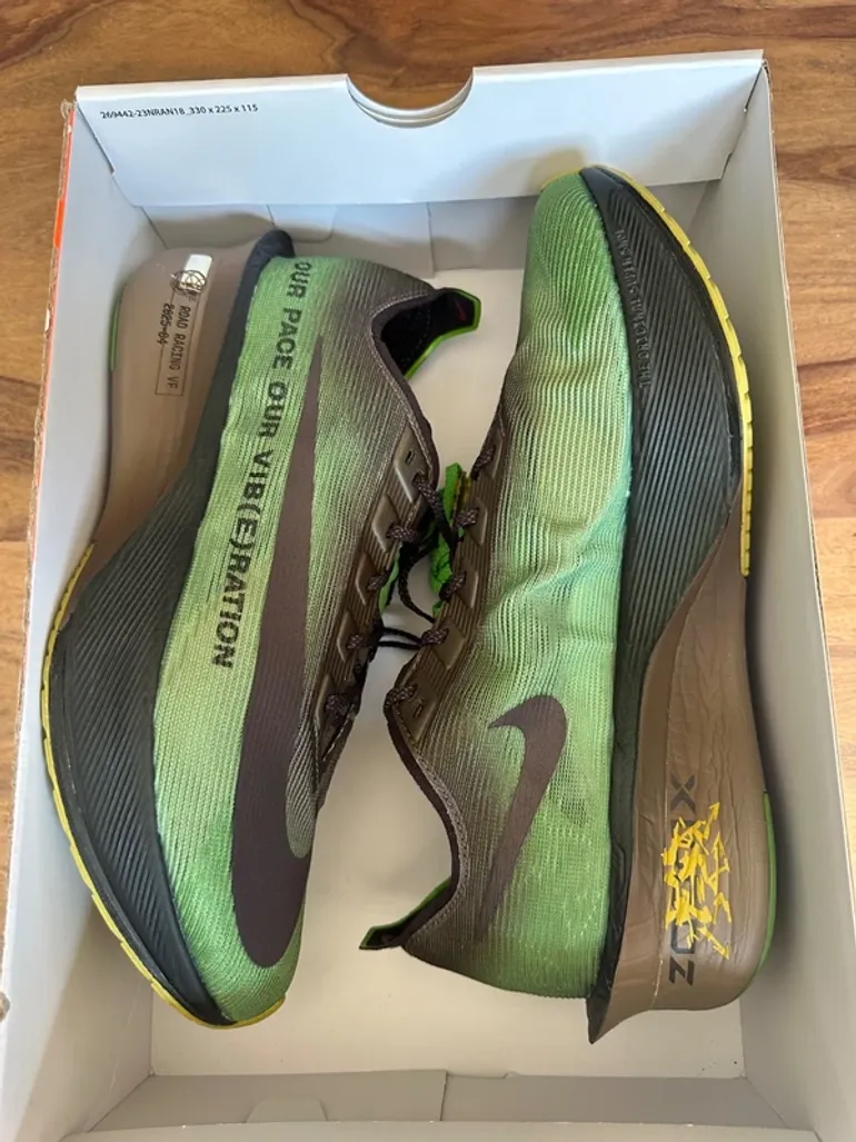 Pegasus ZoomX Vaporfly Next 3% PRM bike d'occasion — image 3 sur 11