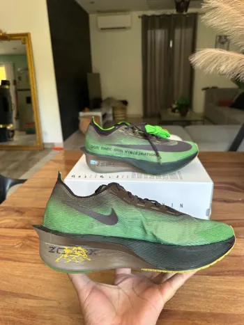 Pegasus ZoomX Vaporfly Next 3% PRM bike d'occasion — image 2 sur 11