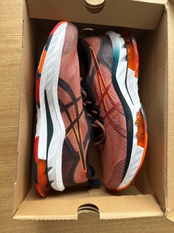 Used Orange Gel-Kinsei Blast LE Running Shoes
