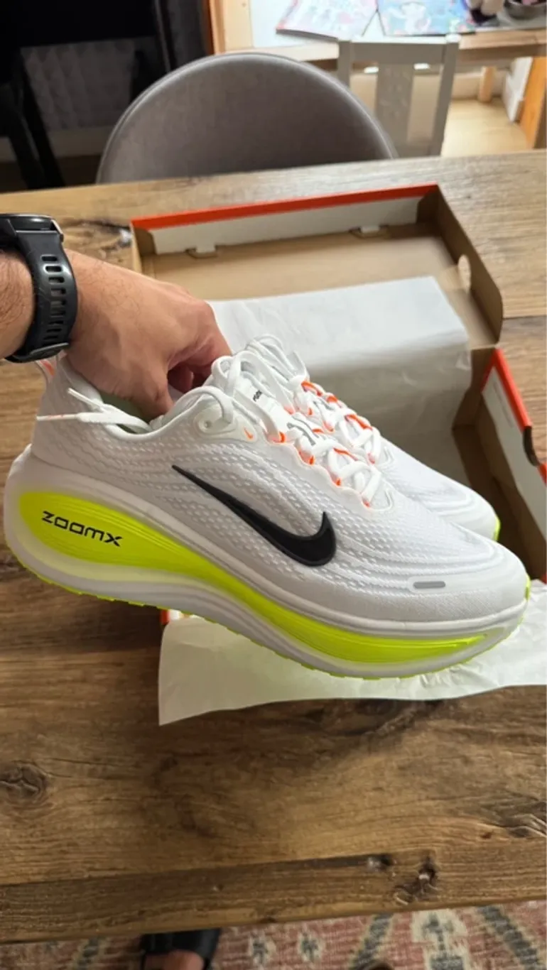 Used Nike Vomero Plus bike — image 5 of 11