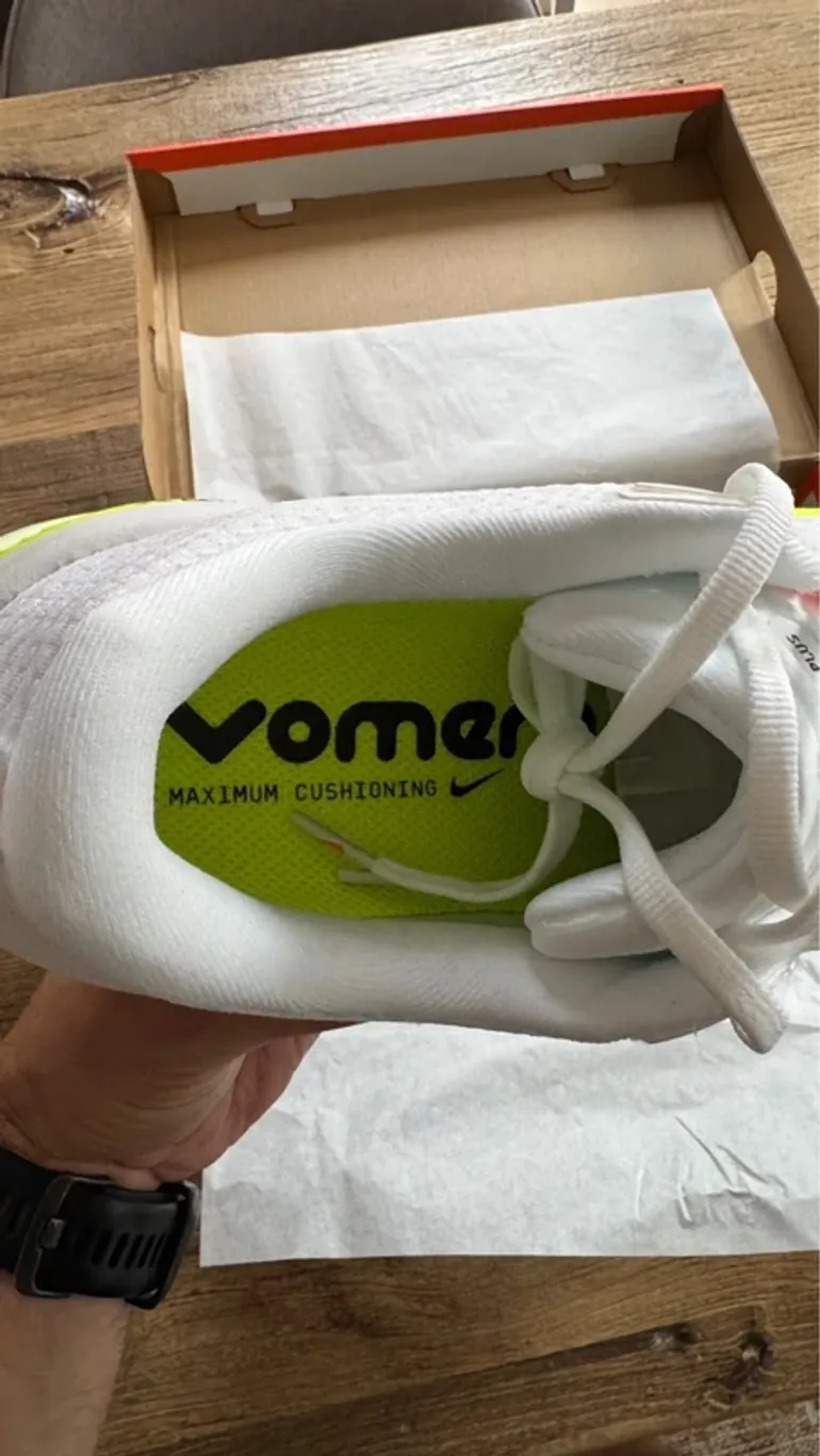 Used Nike Vomero Plus bike — image 8 of 11